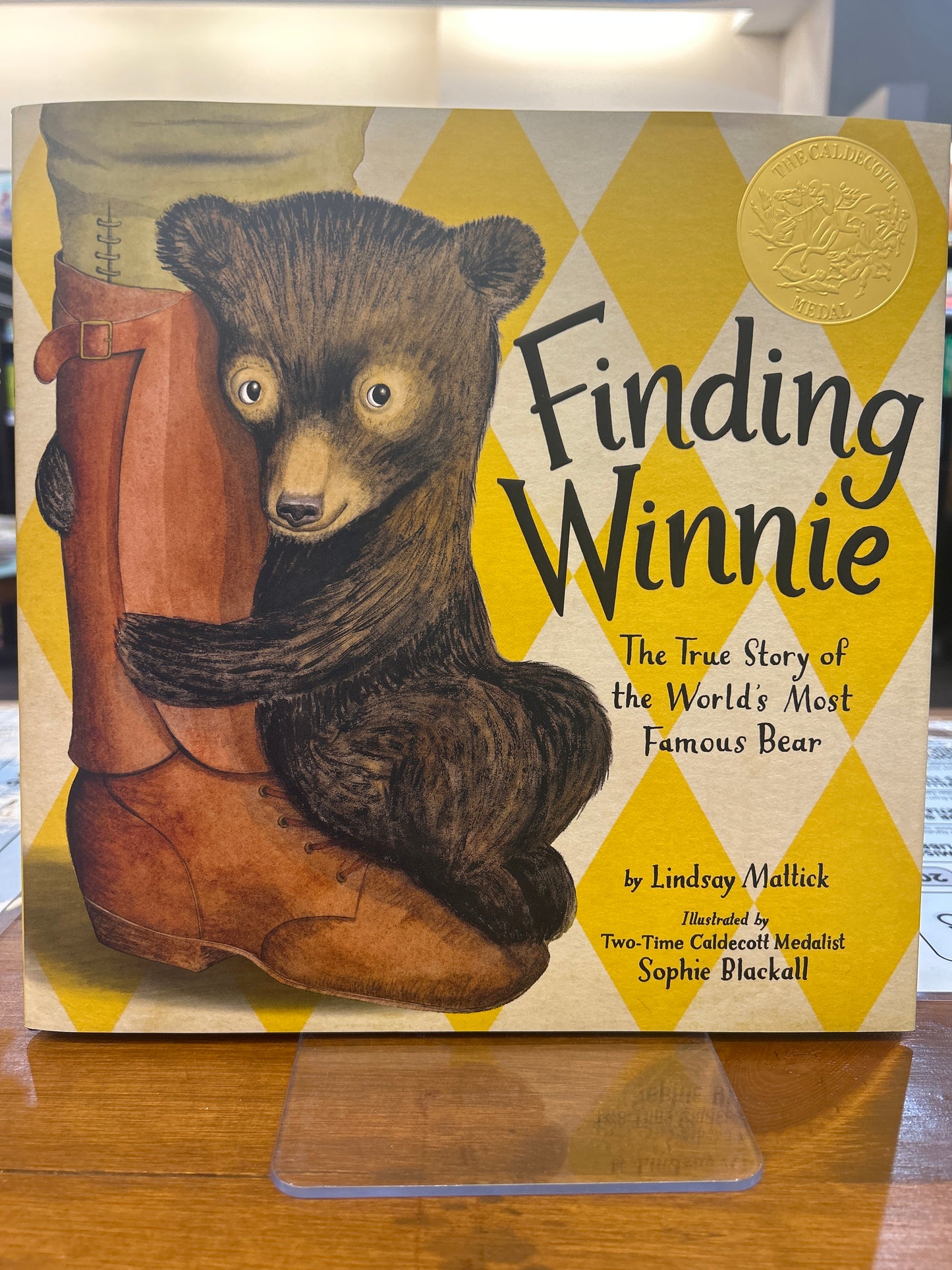 Finding Winnie by: Lindsay Mattick and illustrated by Caldecott medalist Sophie Blackall