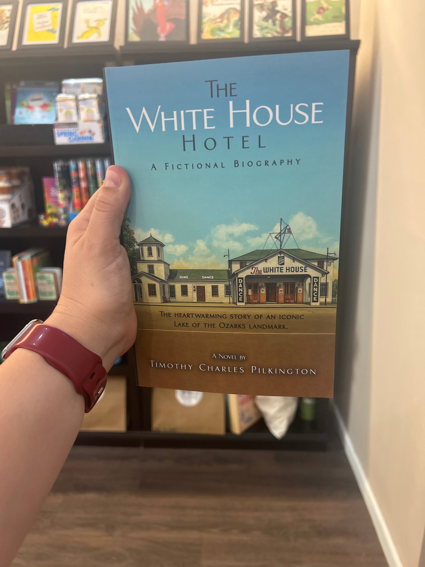 The White House Hotel by Timothy Charles Plinkington
