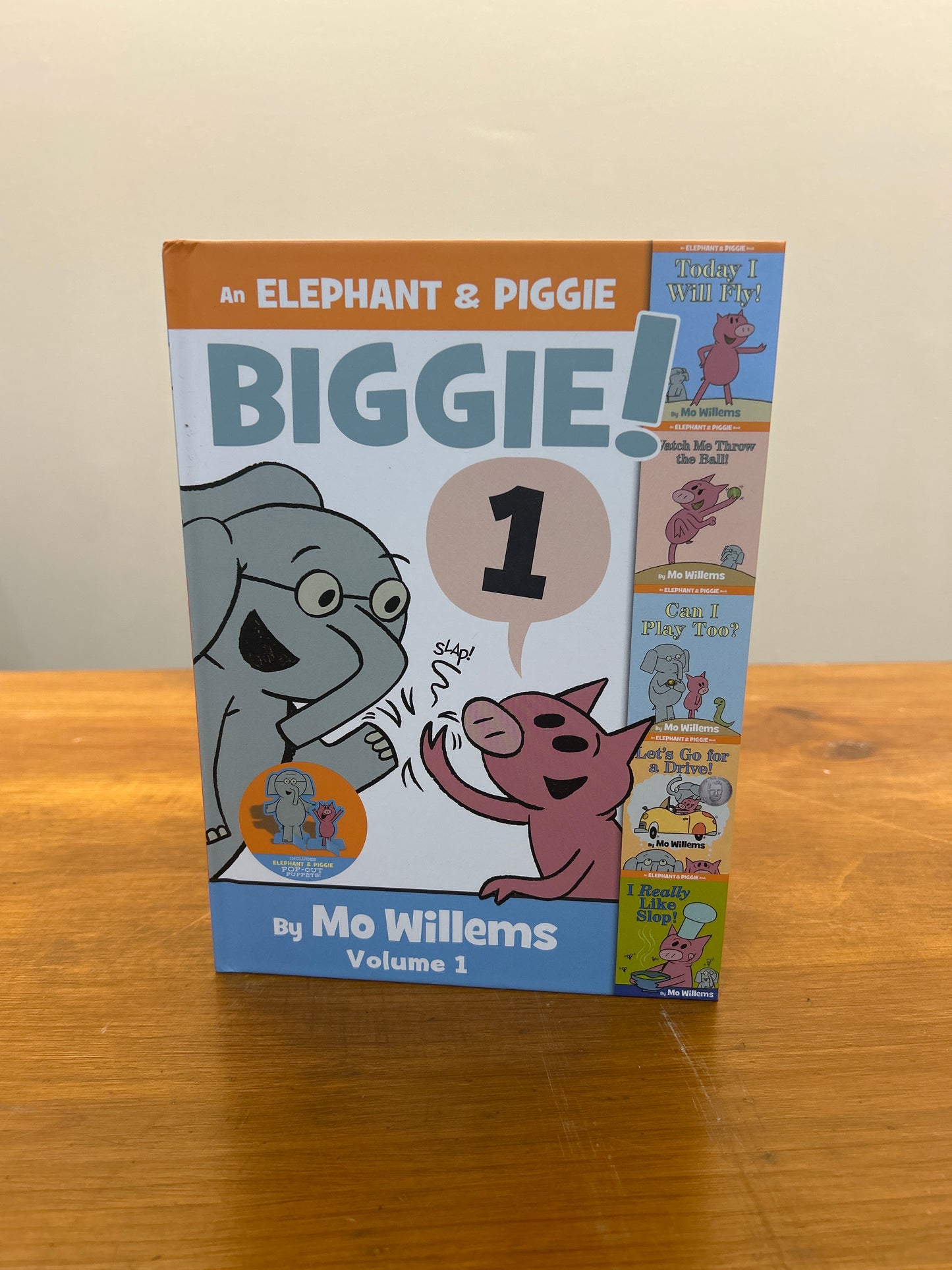 An Elephant & Piggie Biggie! By: Mo Willems