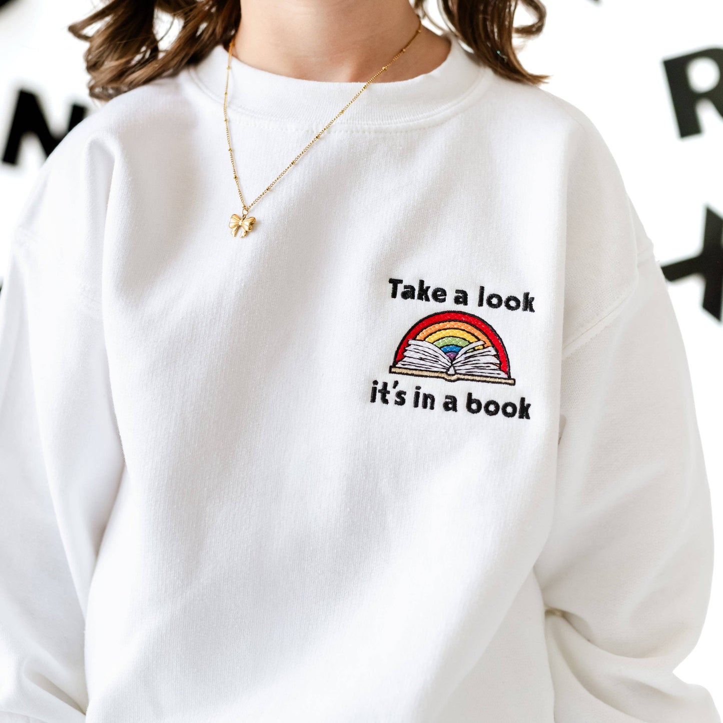 TAKE A LOOK, IT'S IN A BOOK - READING RAINBOW - Child Sweatshirt - GRAY