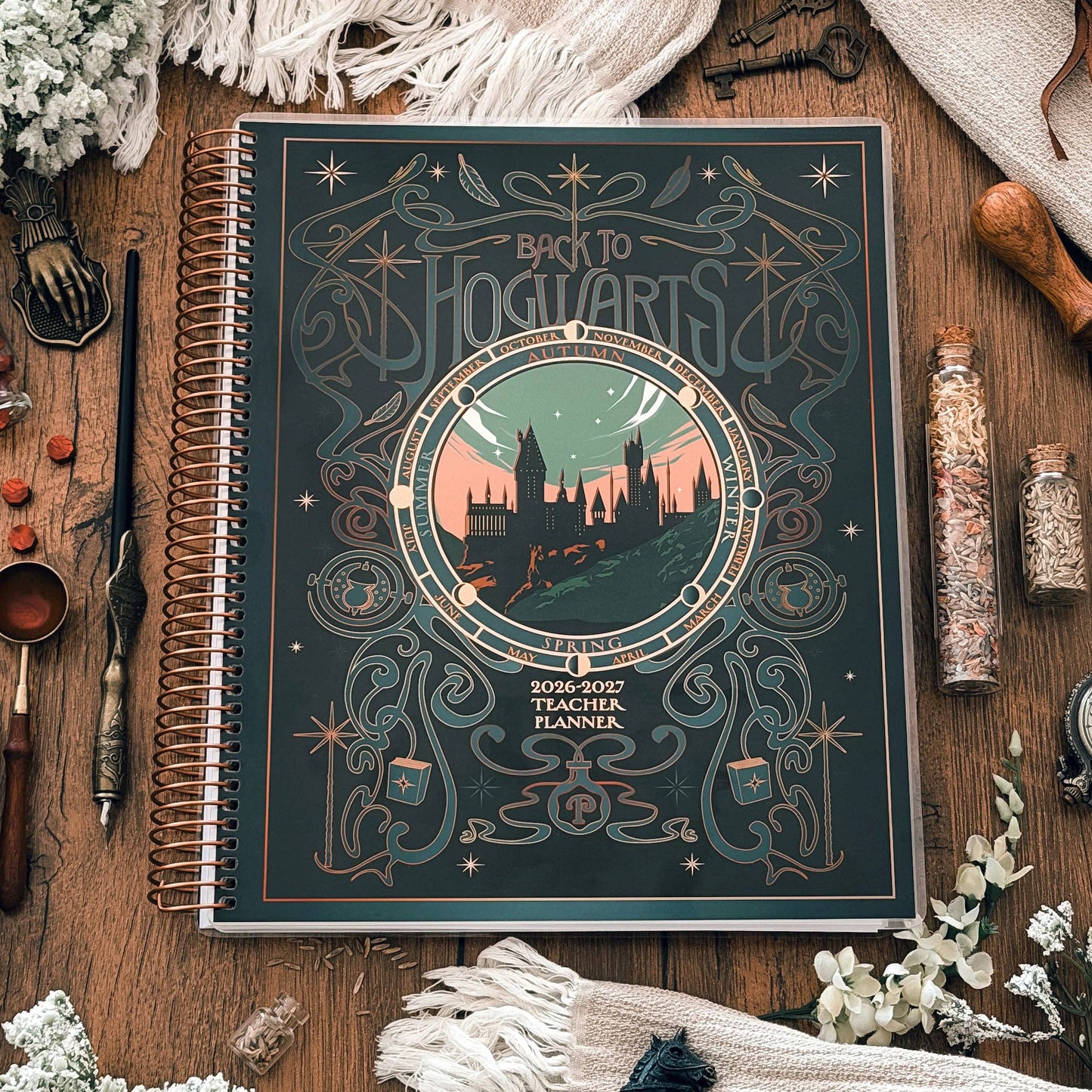 Harry Potter 2026-2027 Hogwarts Weekly Dated Teacher Planner (July - June) [SOLD OUT]