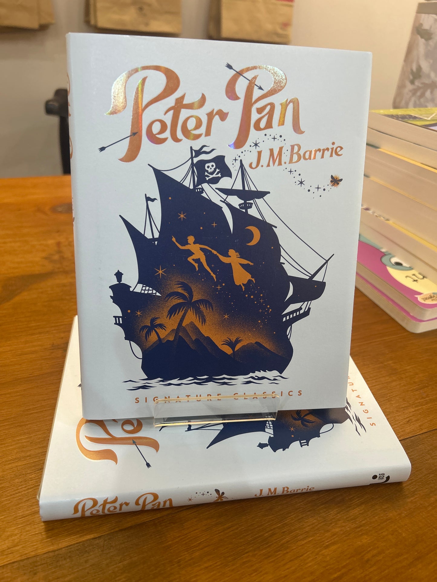Peter Pan by J.M. Barrie - Signature Classic, Hardback Edition