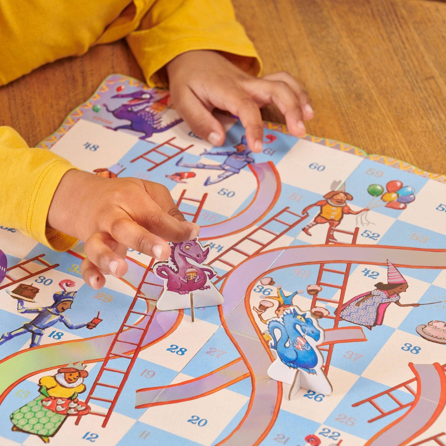 Slips & Ladders Dragon Shaped Game