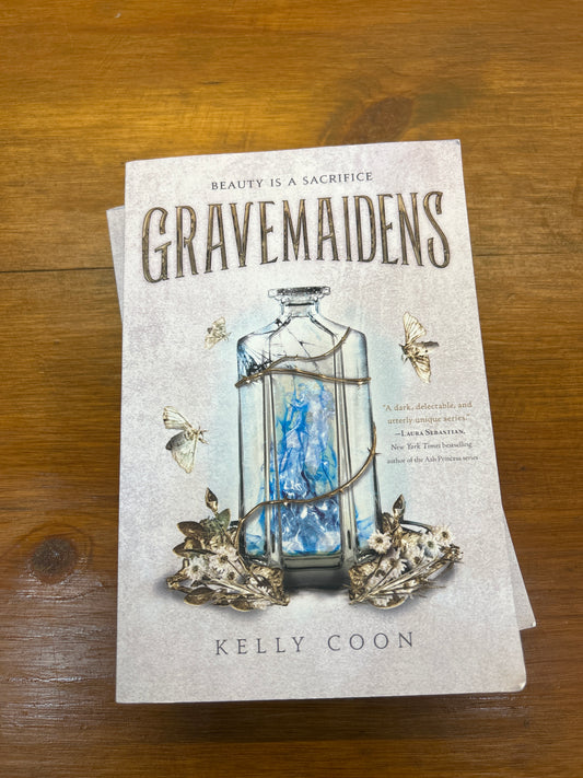 Gravemaidens by: Kelly Coon
