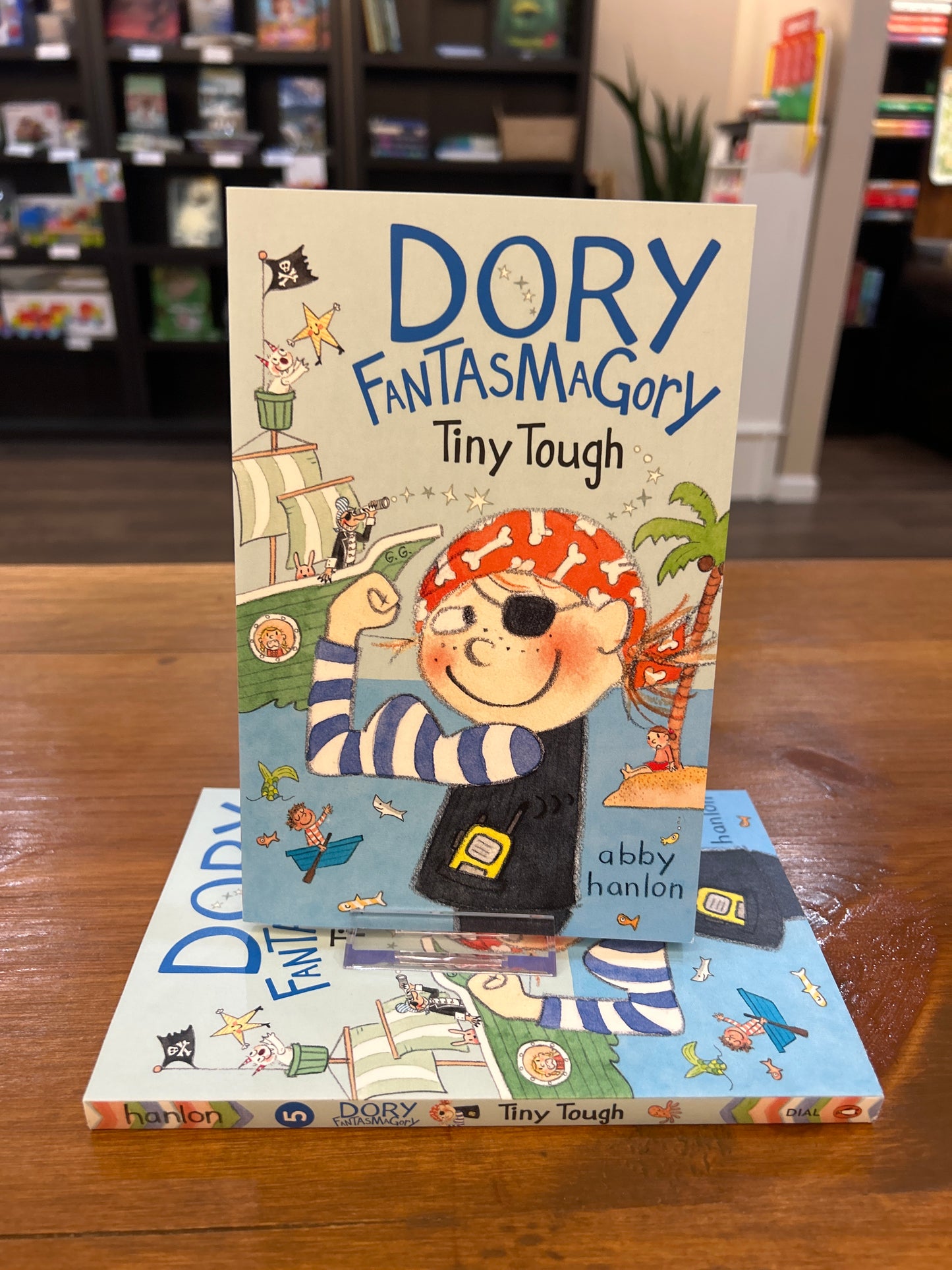 Dory Fantasmagory: Tiny Tough
