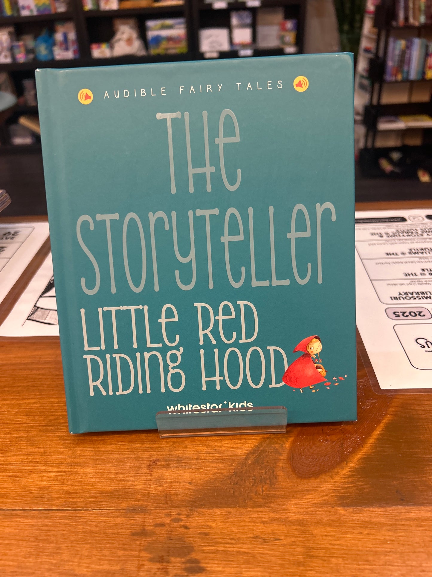 STORYTELLER LITTLE RED RIDING HOOD