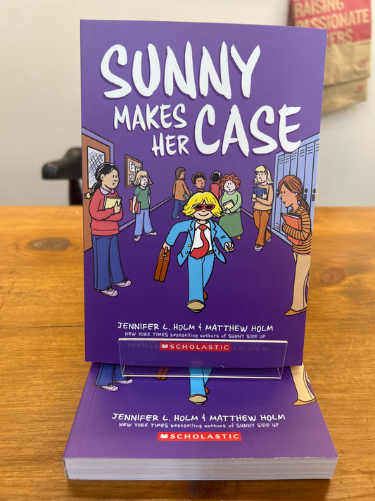 Sunny Makes her Case (PB) by: Jennifer Holm