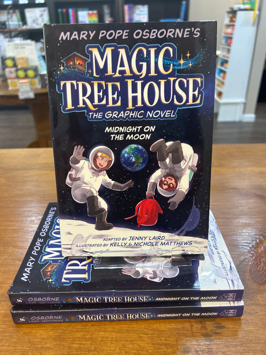 Magic Tree House: Midnight on the Moon (GRAPHIC)