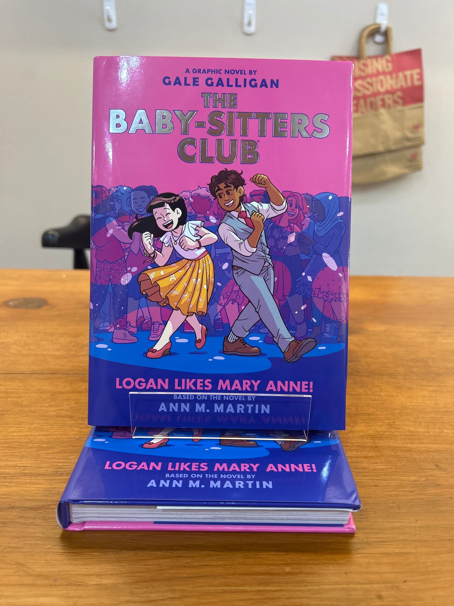 BSC GRAPHIX #8: LOGAN LIKES MARY ANNE!