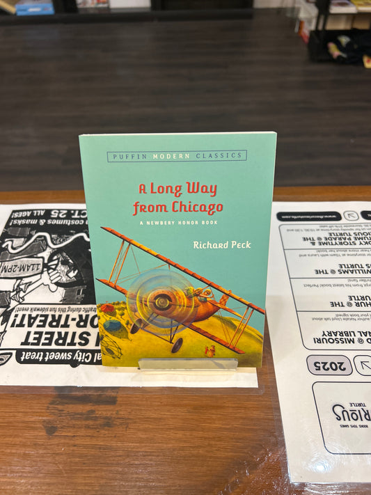 A Long Way From Chicago (Puffin Modern Classics)