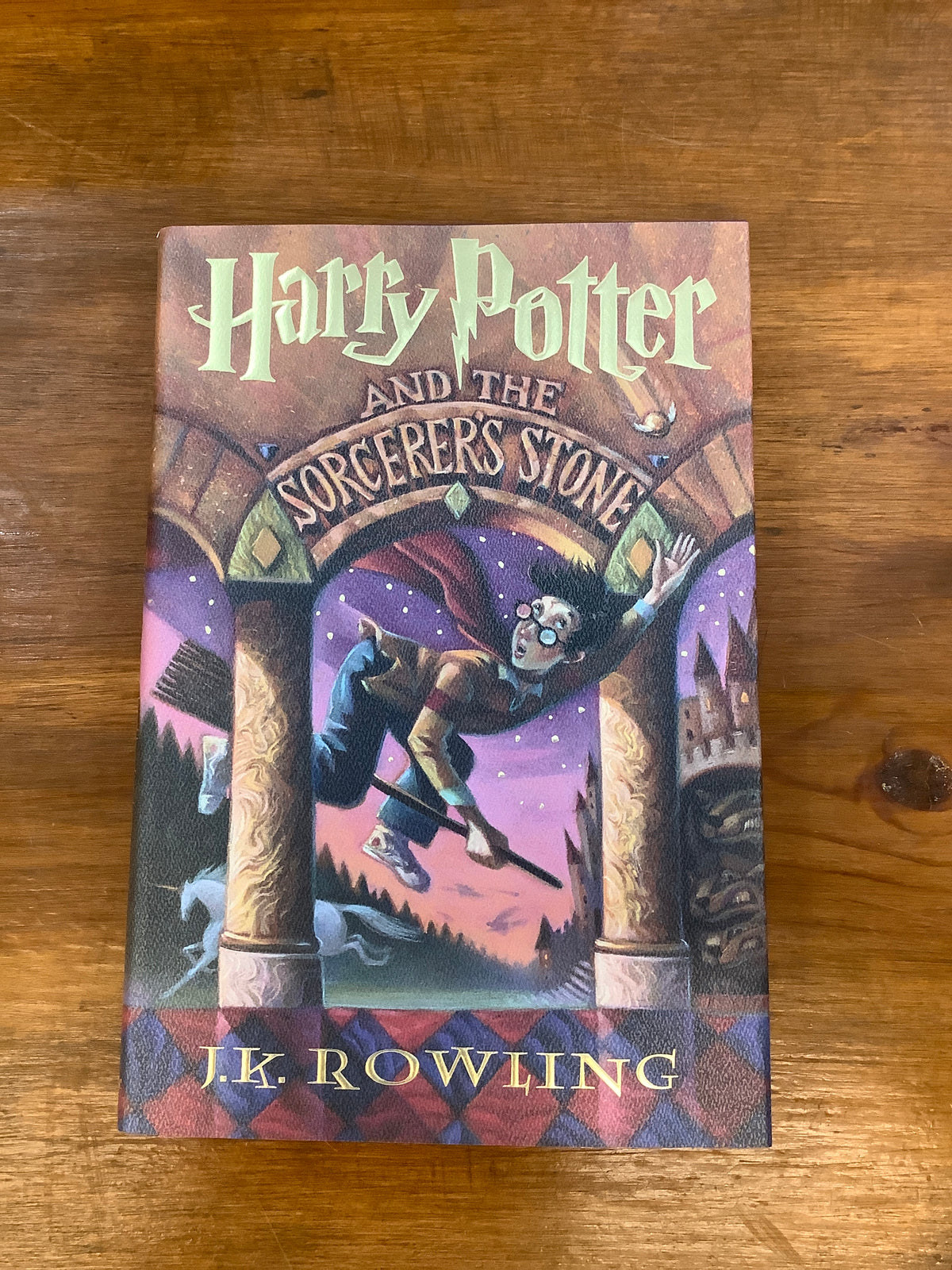 HARRY POTTER AND THE SORCERER'S STONE (HC)