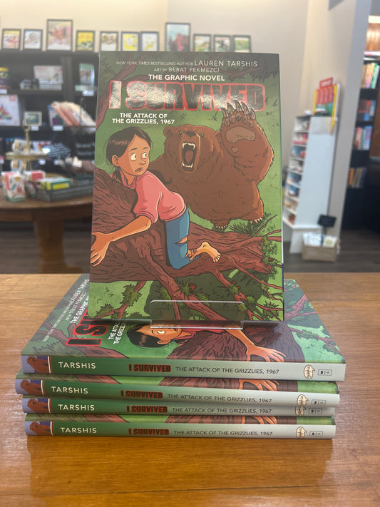 I SURVIVED THE ATTACK OF THE GRIZZLIES, 1967 (GRAPHIX) - Hardback