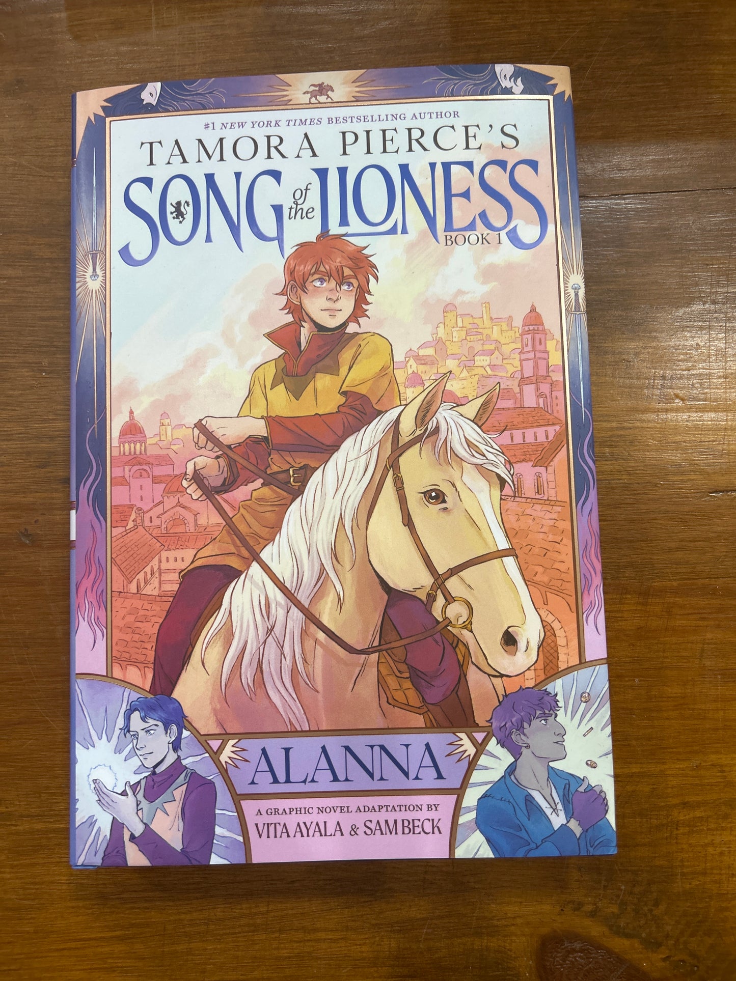 Song of the Lioness, Book 1: Alanna (GRAPHIC) by: Tamora Pierce
